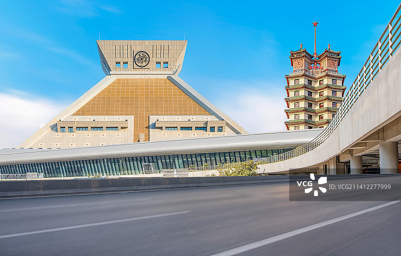 城市地标道路路面图片素材