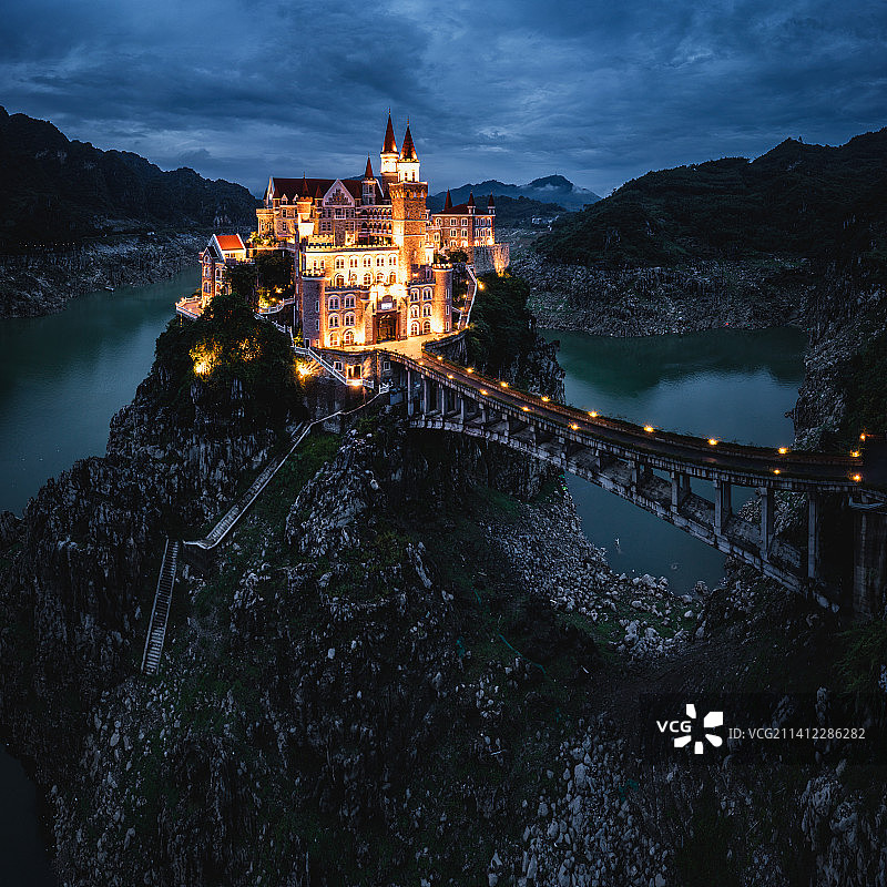 贵州吉隆堡夜景图片素材