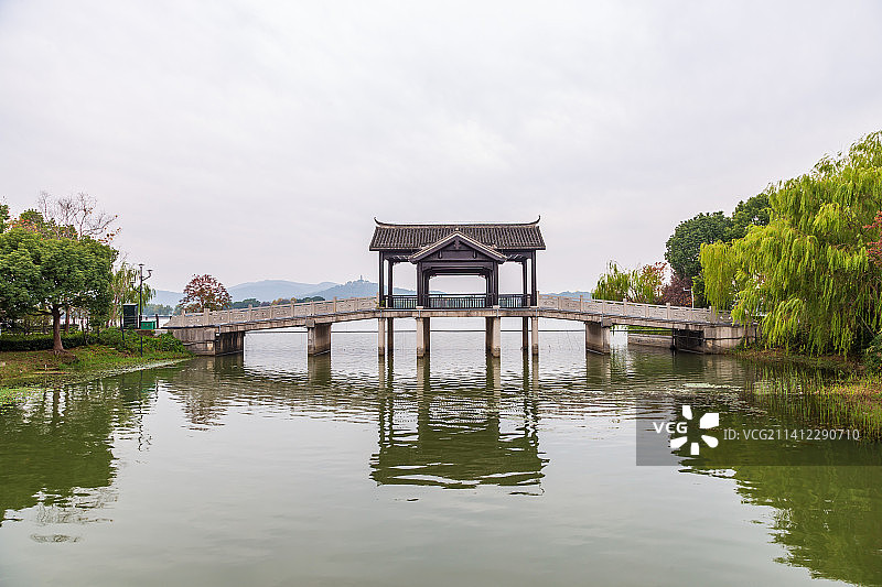 苏州市石湖公园秋景图片素材