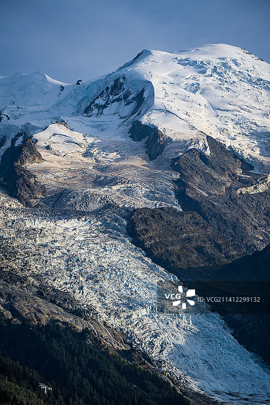 法国霞慕尼小镇阿尔卑斯勃朗峰冰川图片素材
