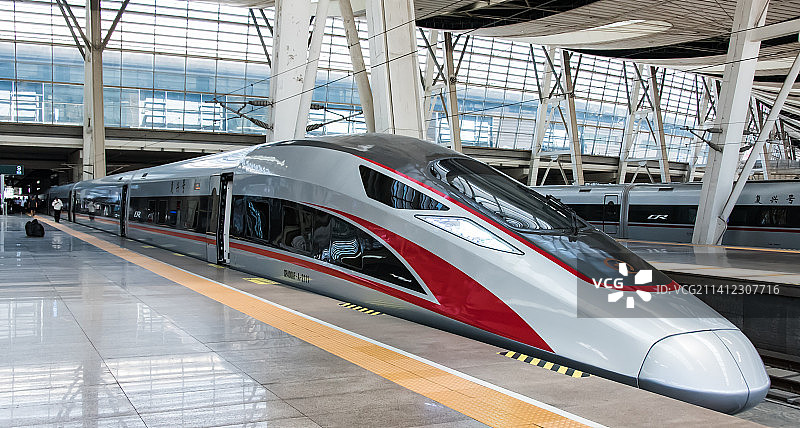 复兴号动车组图片素材