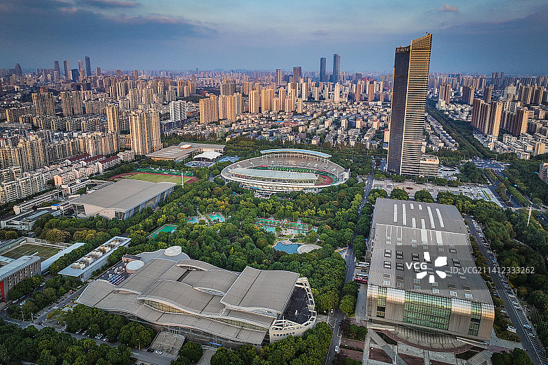 江苏省无锡市滨湖区城市风光夕阳图片素材