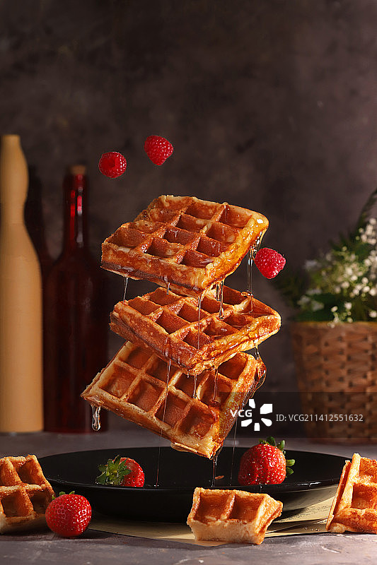 覆盆子甜点特写，法国图片素材