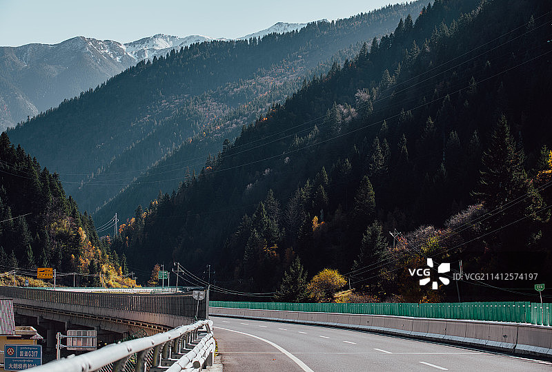 汶马高速米亚罗风景区图片素材