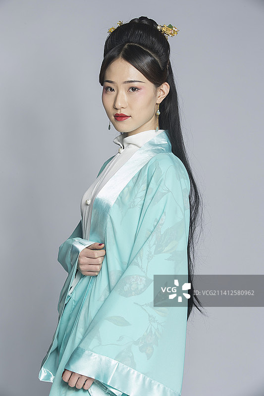 汉服风韵人像棚拍（汉服少女）图片素材