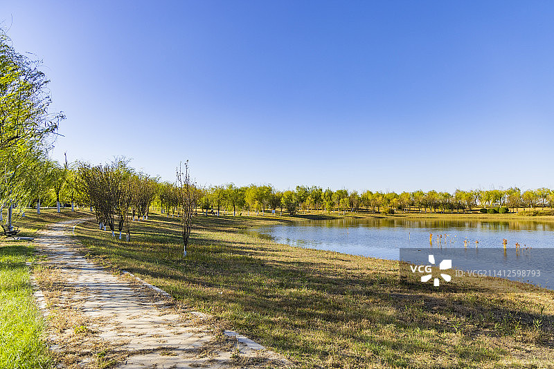 天津武清南湖公园秋季景观图片素材