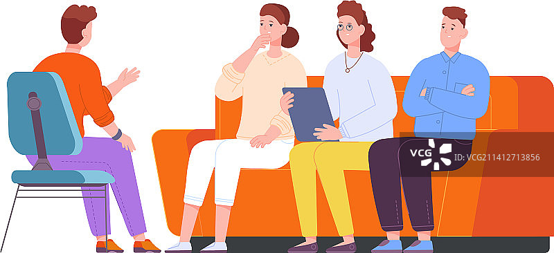 家庭心理治疗场景：人们坐在沙发上图片素材