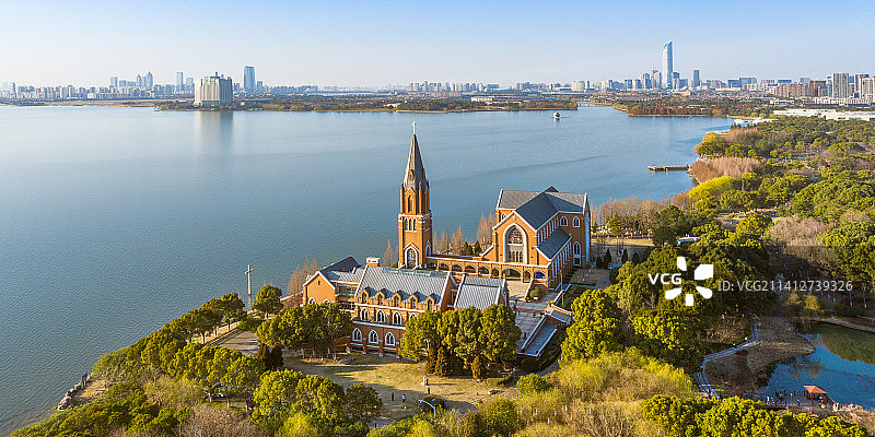 基督教堂春景图片素材