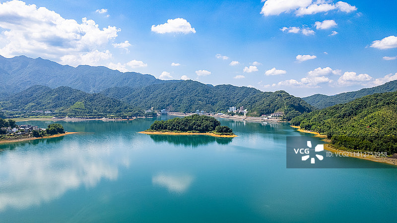 航拍广州市从化区小衫村泸沽湖图片素材