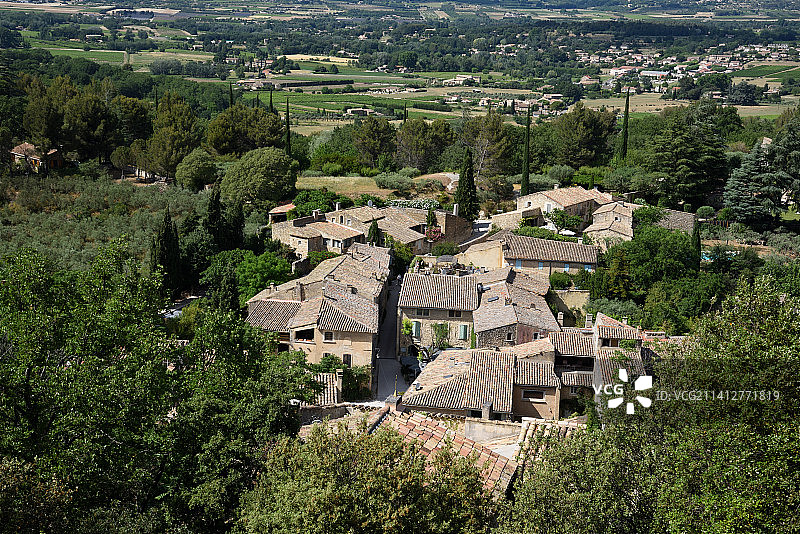 法国普罗旺斯吕贝隆欧佩德勒维厄航拍图片素材