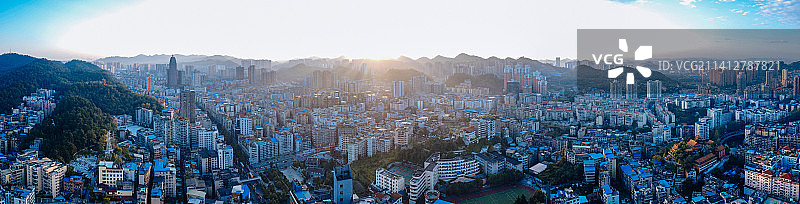 遵义 红花岗区 凤凰山公园 夏新广场 中华南路 湘江图片素材