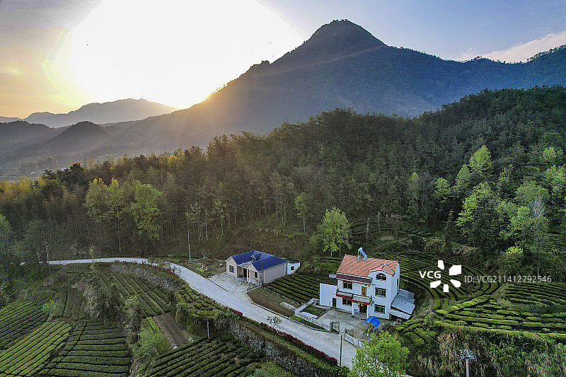 黄冈英山县黄梅山日出图片素材