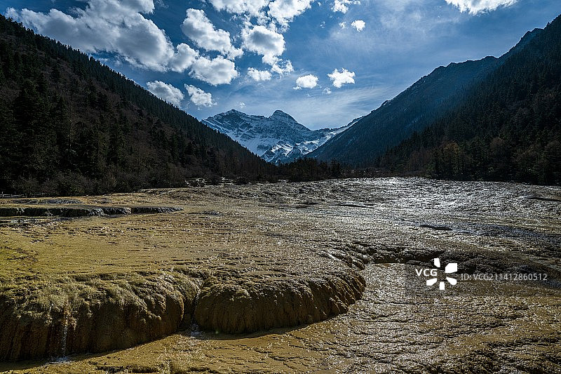 黄龙金沙铺地景点图片素材