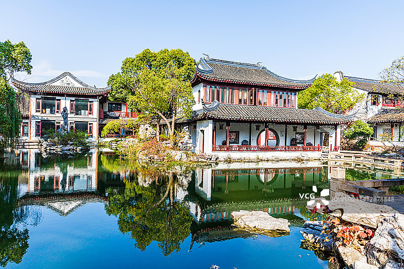 江苏苏州静思园秋季风光图片素材