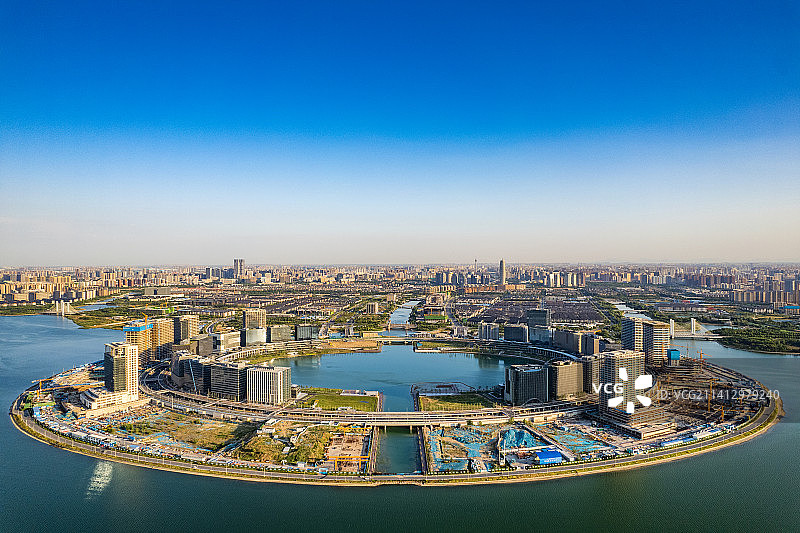 河南郑州北龙湖金融岛城市户外风光高视角航拍全景图片素材
