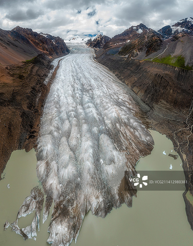 穿越亿万年的仁龙巴冰川图片素材