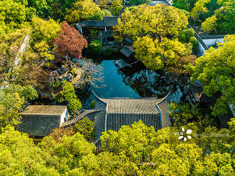 江苏苏州同里退思园秋季航拍图片素材