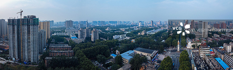 平顶山 地标 航拍 卫东区 建设路 人民商场 万达广场 中心医院图片素材
