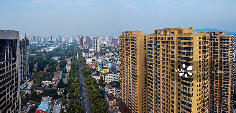 平顶山 地标 航拍 卫东区 建设路 人民商场 万达广场 中心医院图片素材