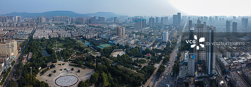 平顶山 地标 航拍 卫东区 建设路 人民商场 万达广场 中心医院图片素材