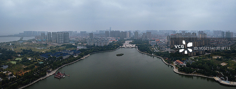 岳阳市 地标 航拍 岳阳楼区 巴陵西路 得胜北路 康星百货 岳阳市中心医院 岳阳楼图片素材