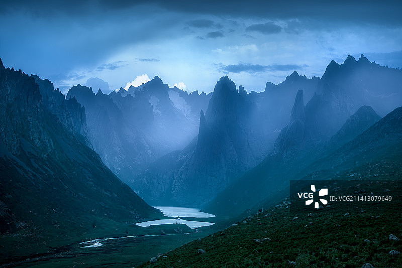 青海年宝玉则图片素材