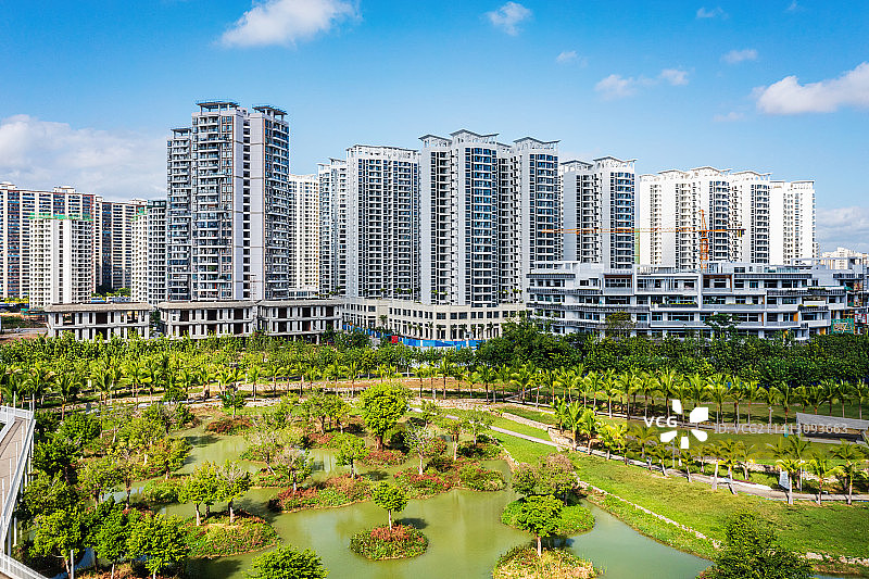 海南省三亚市吉阳区东岸湿地公园城市风光航拍图片素材