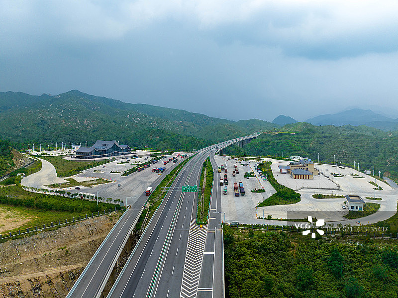 航拍高速公路图片素材