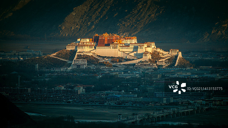 《冬日暖阳》图片素材