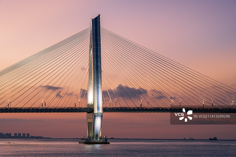 世纪大桥日落时分图片素材