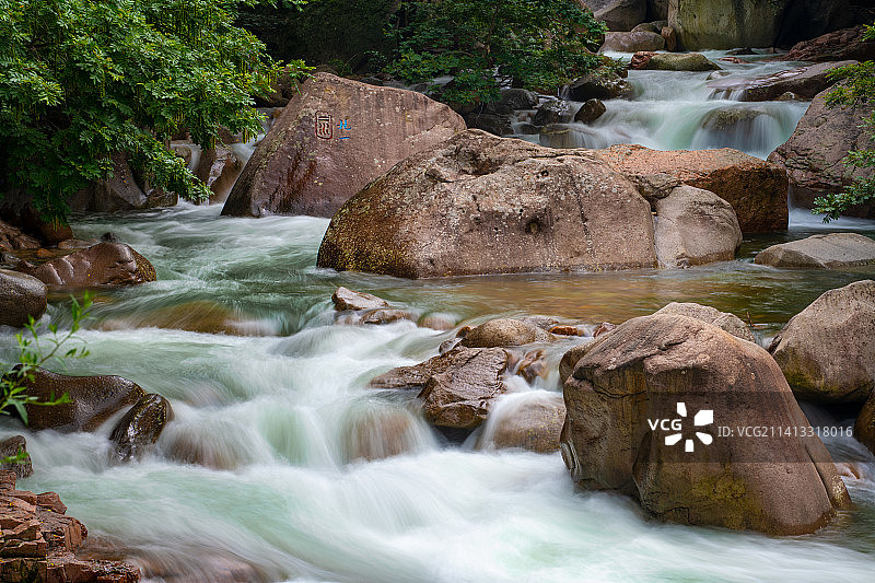 青岛崂山北九水河流图片素材