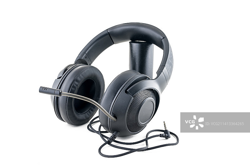 白色背景下的耳机特写，英国图片素材