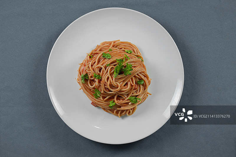 盘中面条俯视图，多米尼加共和国图片素材