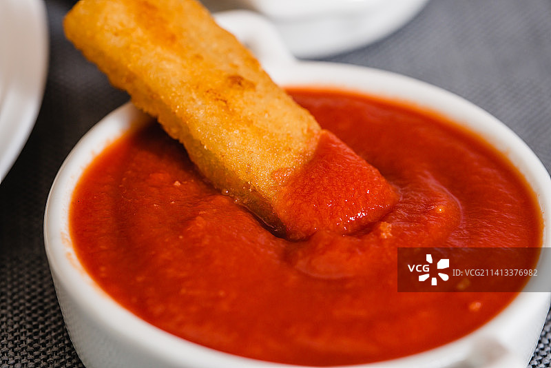 酥脆面包屑炸鱼条（阿拉斯加鳕鱼）图片素材