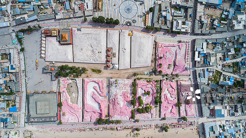 青海玉树市玛尼石经城航拍图片素材