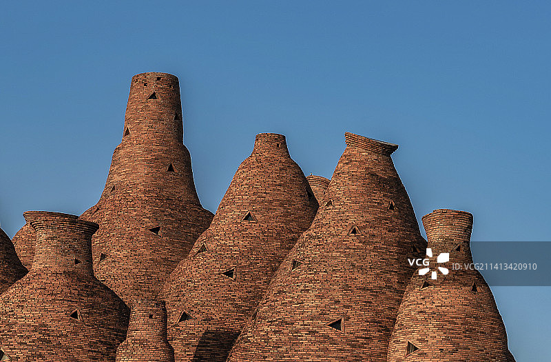 云南省红河州弥勒市“东风韵”艺术建筑图片素材