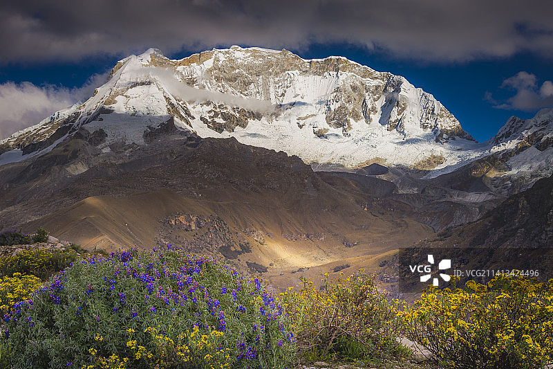 瓦斯卡兰山图片素材