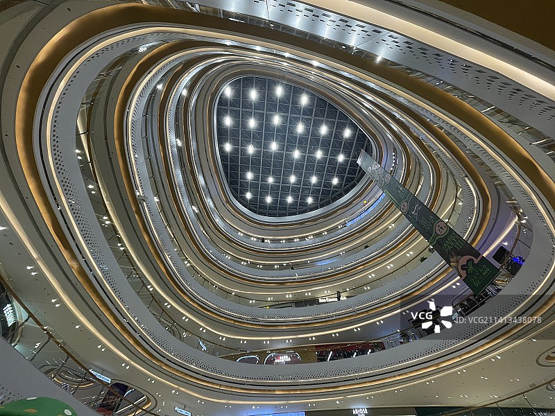 新地标建筑中庭内部图片素材