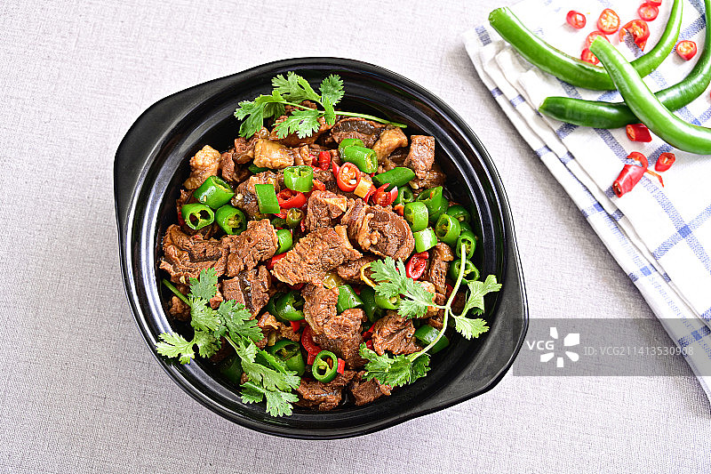 香辣锅仔牛腩牛肉图片素材