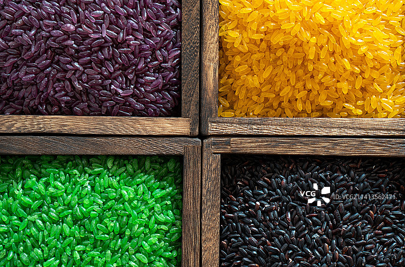 紫薯米，黄金米，绿竹米，黑米图片素材