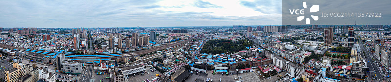 漯河市 地标 航拍 召陵区 淞江路 嵩山北路 漯河国际会展中心 新闻大厦 喜来登酒店 沙河图片素材