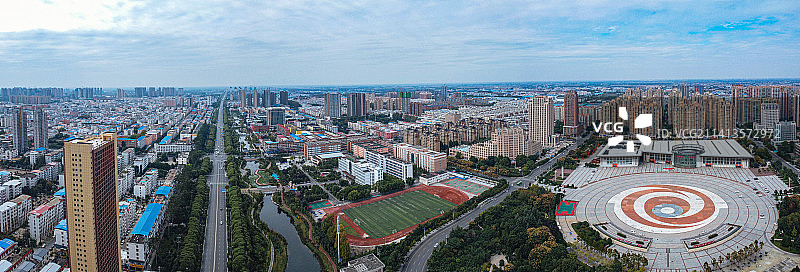 漯河市 地标 航拍 召陵区 淞江路 嵩山北路 漯河国际会展中心 新闻大厦 喜来登酒店 沙河图片素材