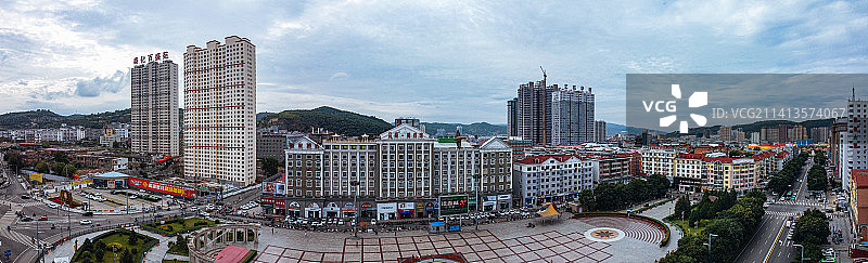 吕梁 地标 航拍 离石区 永宁路 世纪广场 百货大楼 嘉润国际图片素材