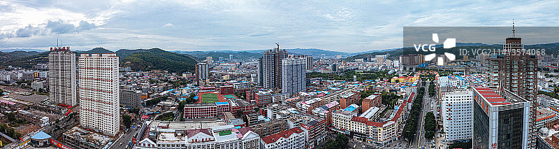 吕梁 地标 航拍 离石区 永宁路 世纪广场 百货大楼 嘉润国际图片素材