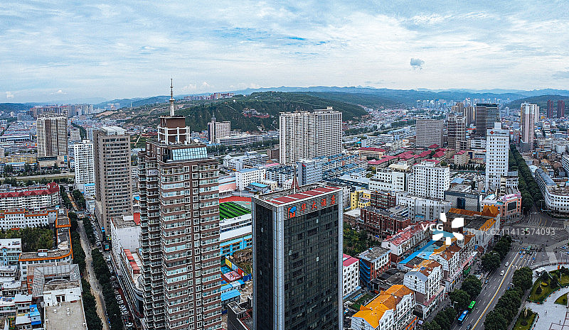 吕梁 地标 航拍 离石区 永宁路 世纪广场 百货大楼 嘉润国际图片素材