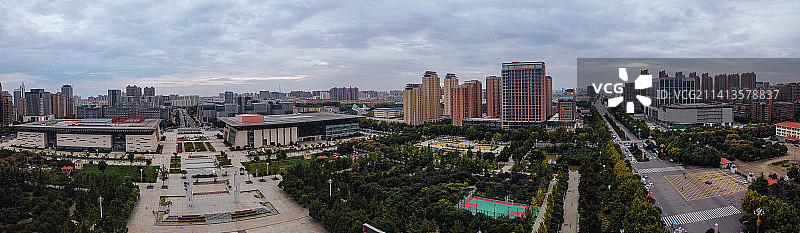 许昌 地标 航拍 魏都区 建安大道 许都大剧院 许昌博物馆 许都公园 中原国际饭店 春秋广场图片素材