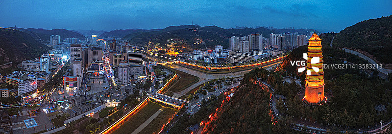 延安 宝塔区 延河 延河路 灯光秀 东关大街 宝塔山 清凉山 万达广场 革命纪念馆 王家坪图片素材