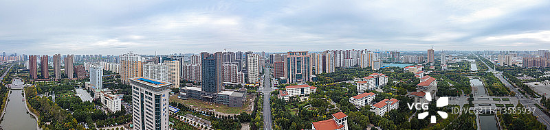 驻马店市 地标 航拍 驿城区 解放大道 乐山大道 乐山商场 新华大厦 体育中心图片素材