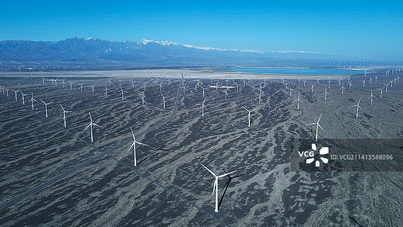 达坂城风力发电场航拍图片素材