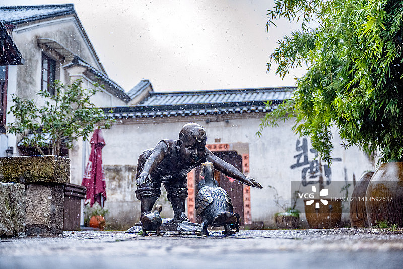 小河直街雪景图片素材